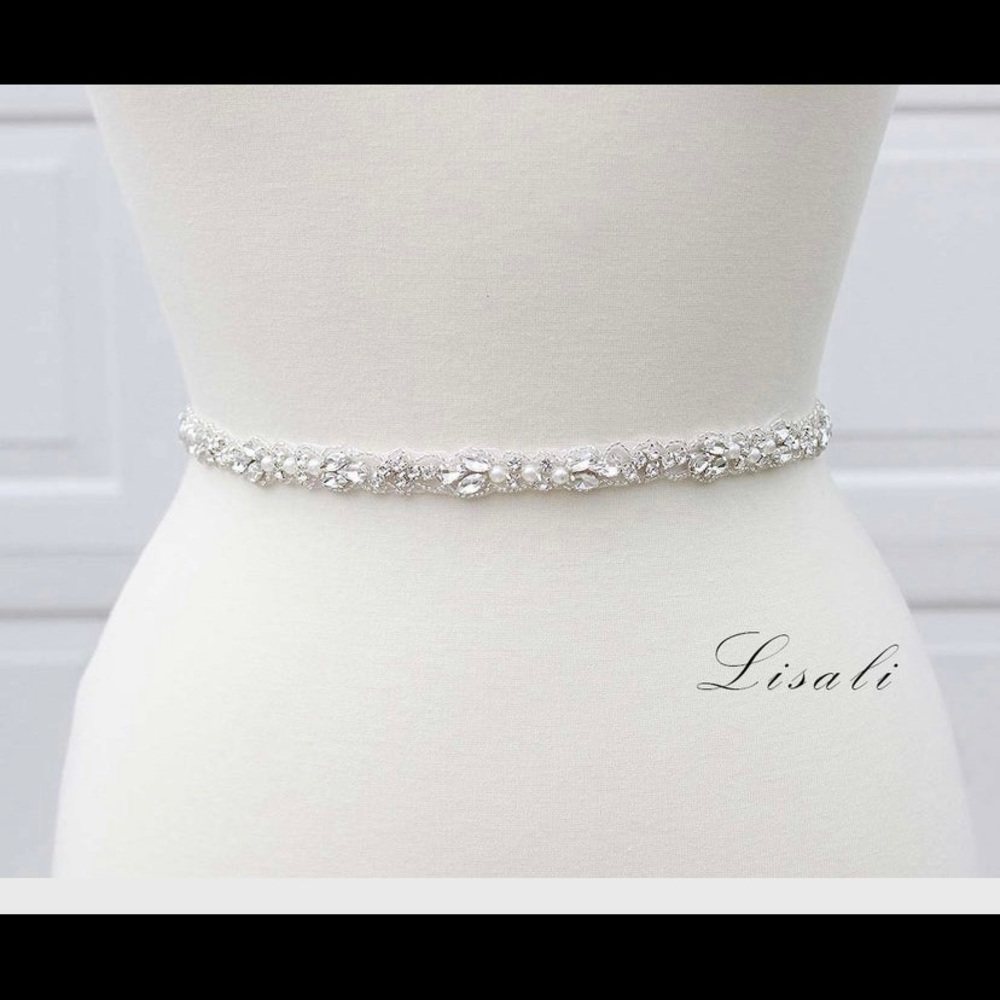 Brand new wedding belt : 20 inches of stones + ribbon